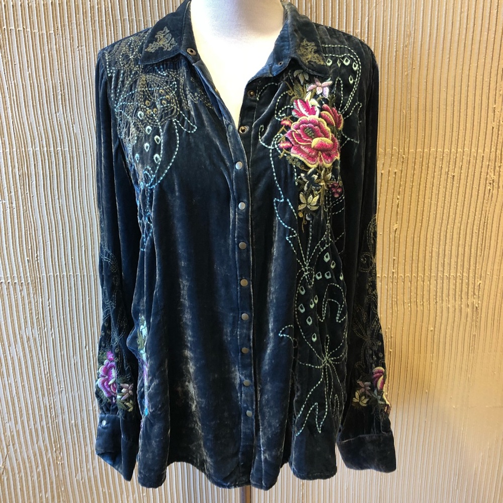 JOHNNY WAS Velvet Floral Embroidered Blouse Top L